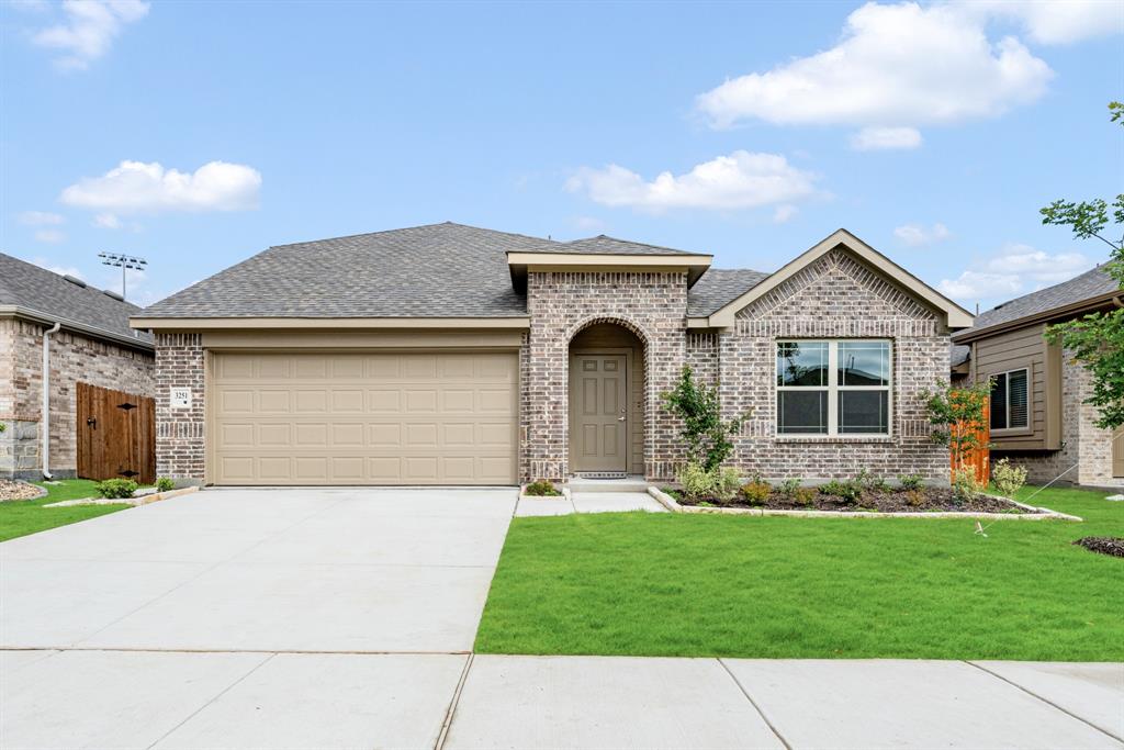 3251 Blossom Trail