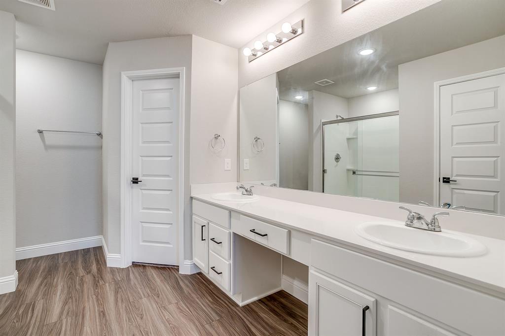 Villages Mayfieid - Residential