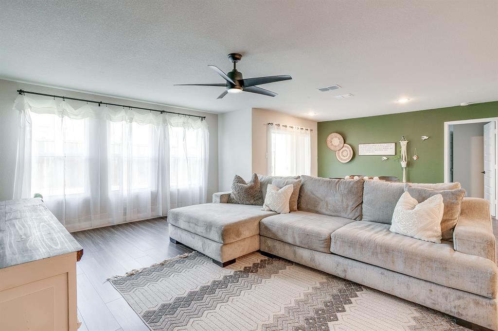 Villages Mayfieid - Residential