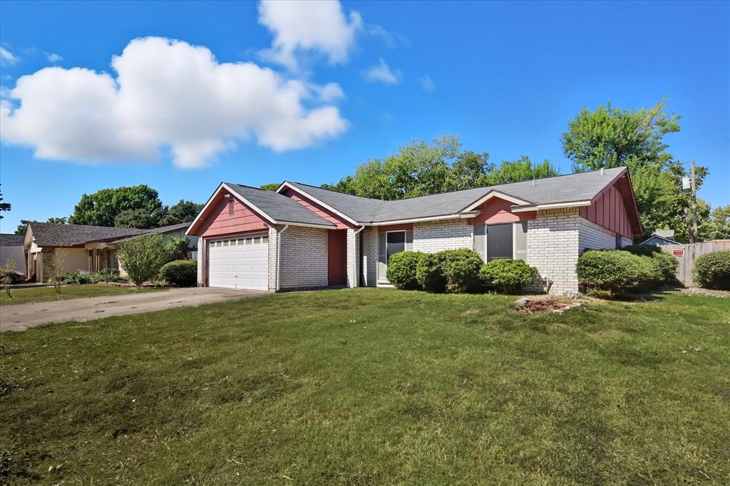 606 Woodcrest