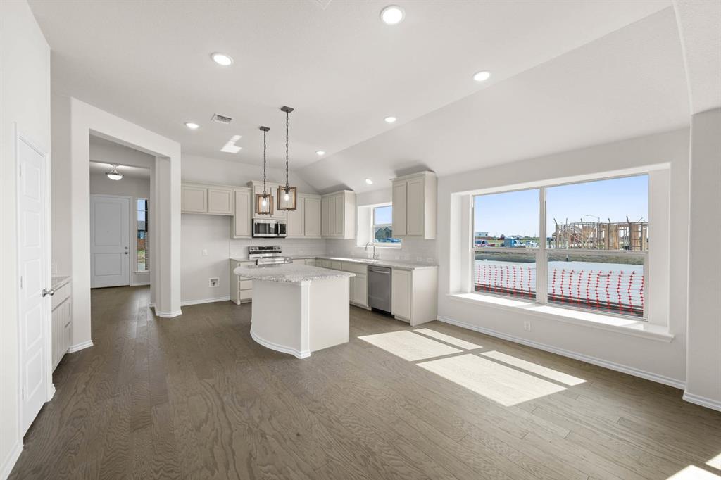 Summer Crest - Residential