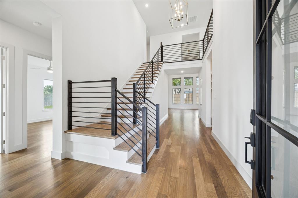 2249 Hermitage Drive