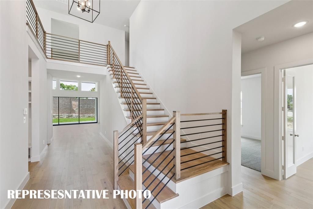 2249 Hermitage Drive