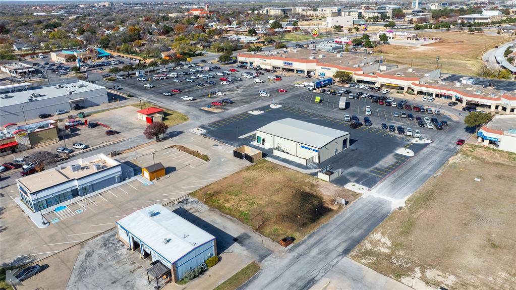 University Hills Add - Land