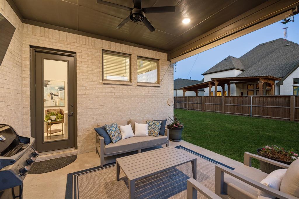 897 Panorama Drive