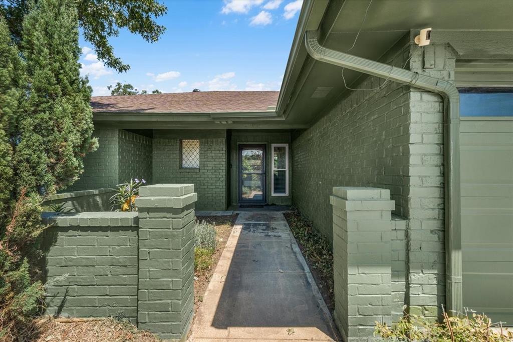 208 Pebblestone Drive