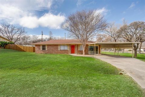 325 Walnut Azle TX 76020