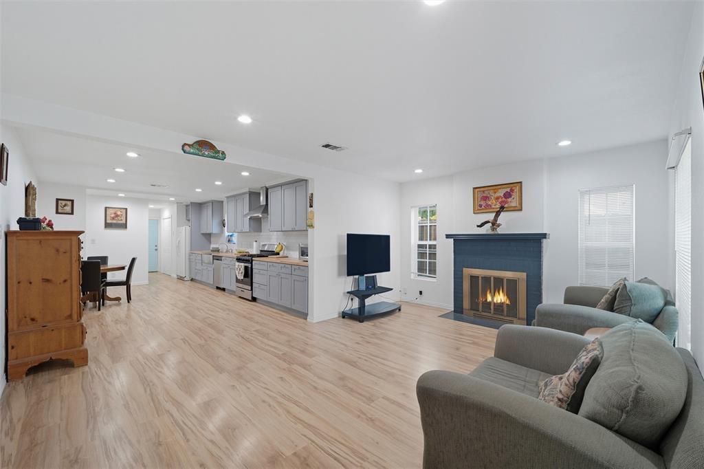 Kessler Plaza - Residential