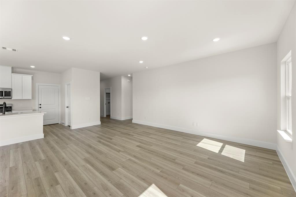 2900 Woodbrook Drive