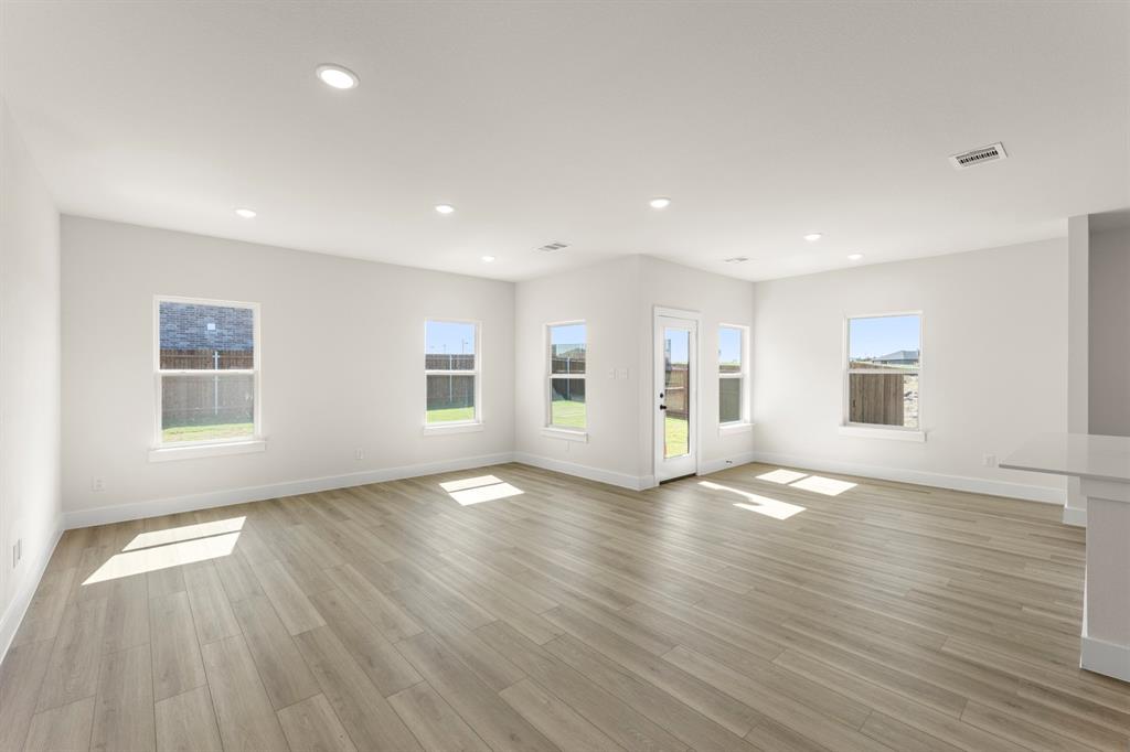 2900 Woodbrook Drive