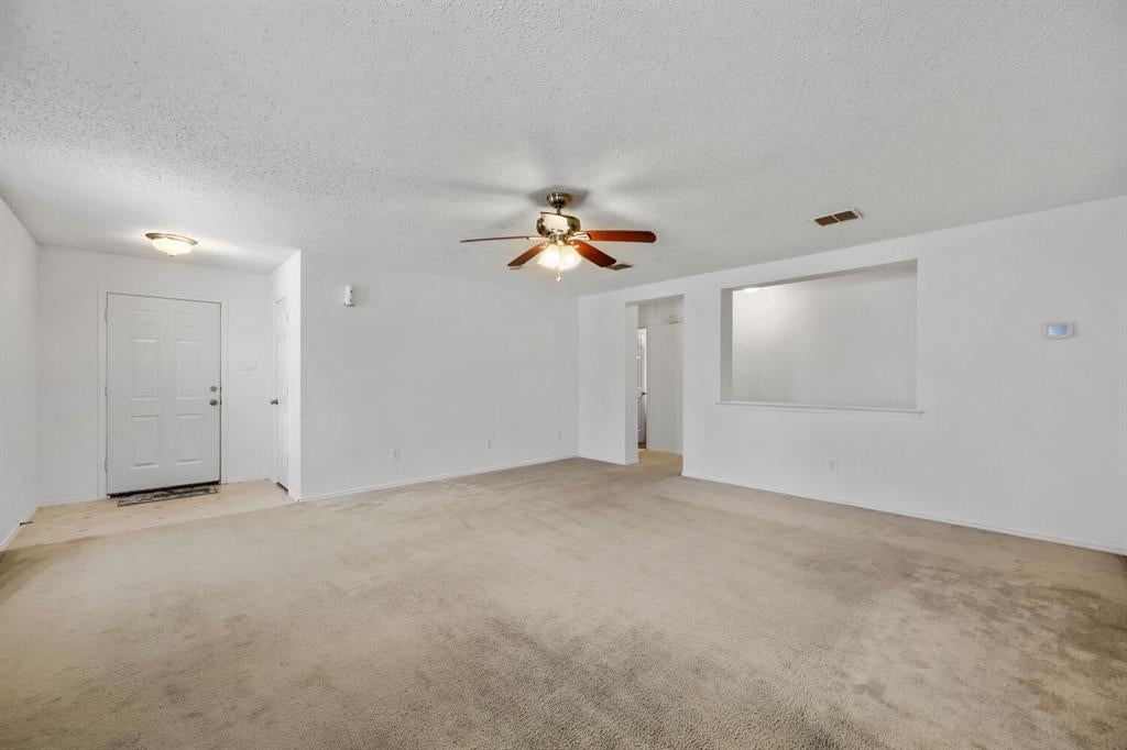 903 Hems Lane