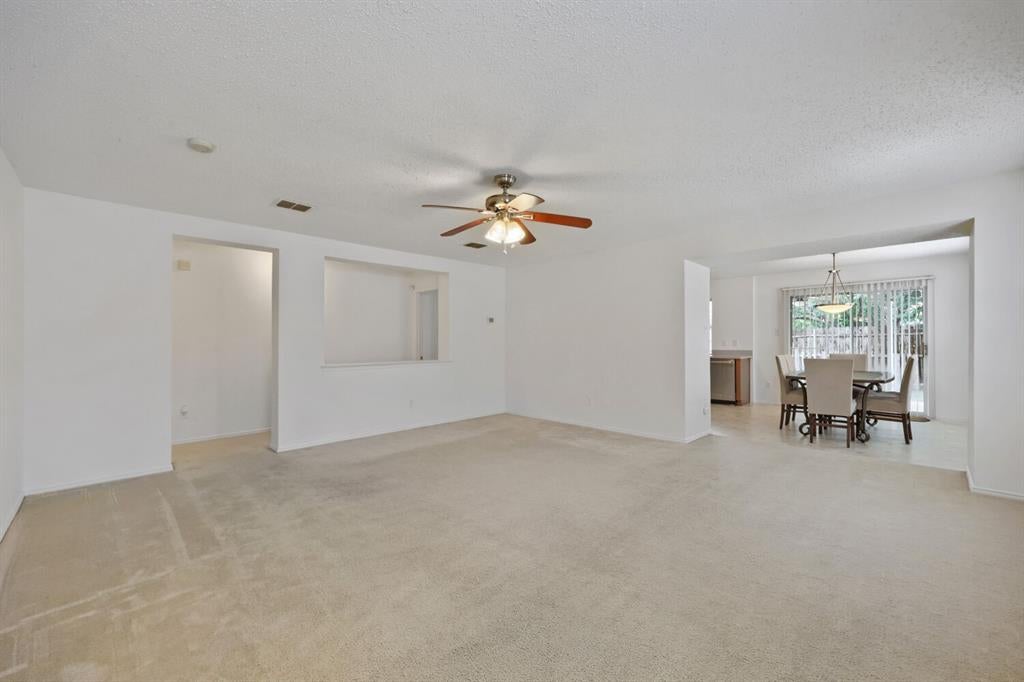 903 Hems Lane