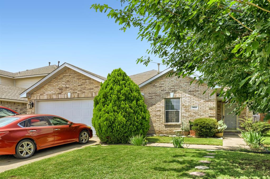 903 Hems Lane