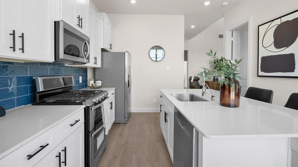 4548 Mona Lisa Lane