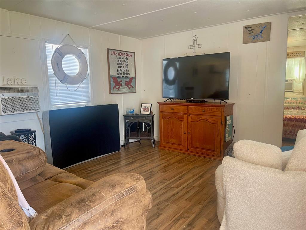 Sandbar PK Lake - Residential