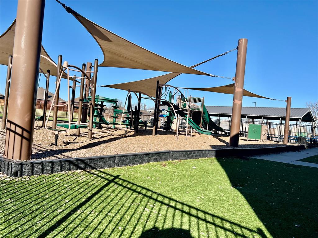 3148 Paradise Valley Drive