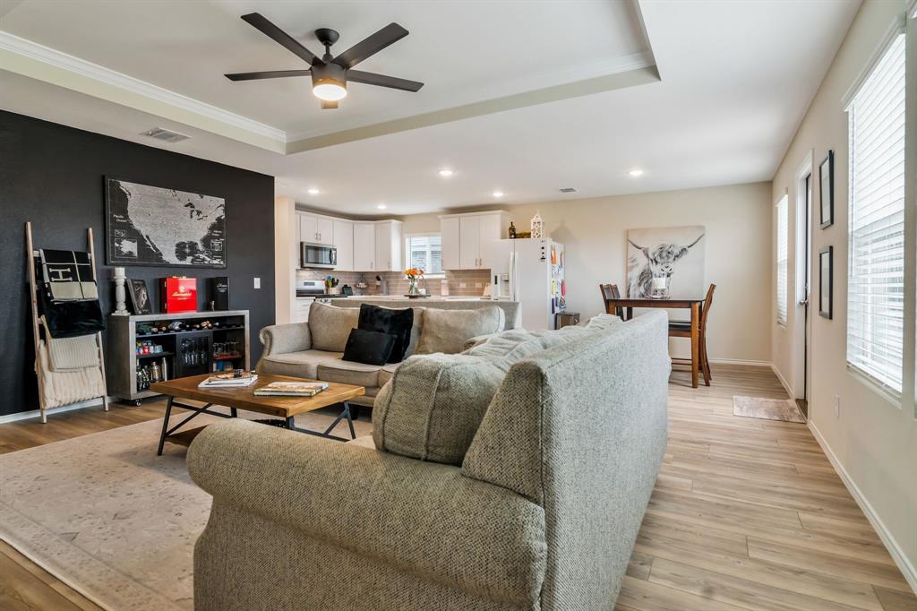 Elizabeth Creek Alpha Ranch - Residential Lease