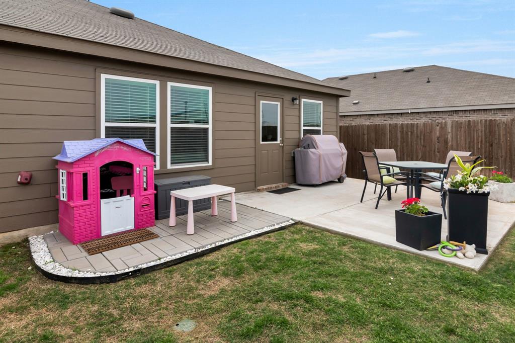 Elizabeth Creek Alpha Ranch - Residential Lease