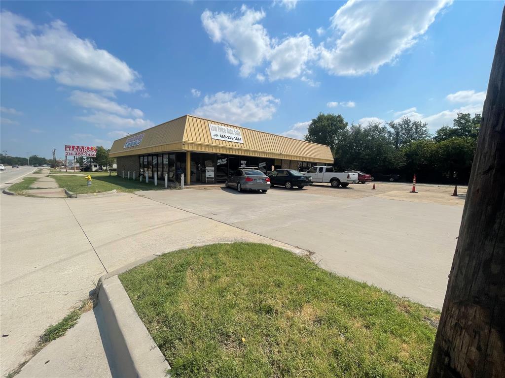 7300 Main Street 100