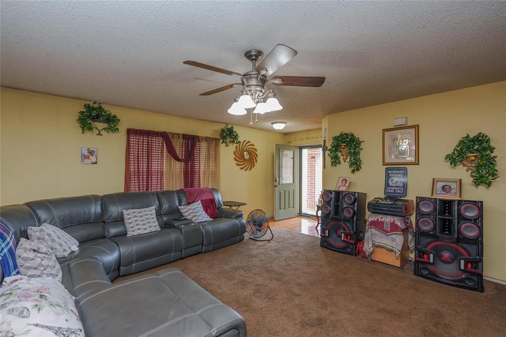2748 Maegen Circle