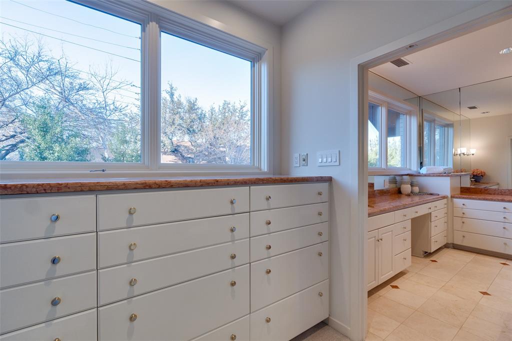 Janmar Circle 06 - Residential