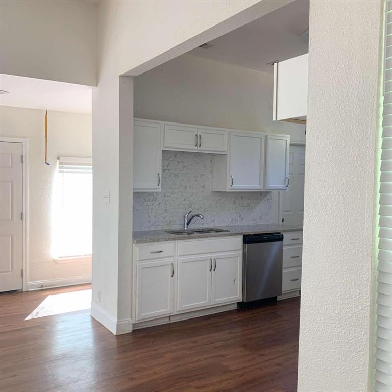 710 W Owing Street
