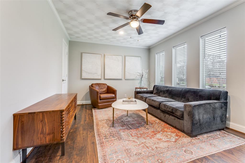 506 S Waterview Drive