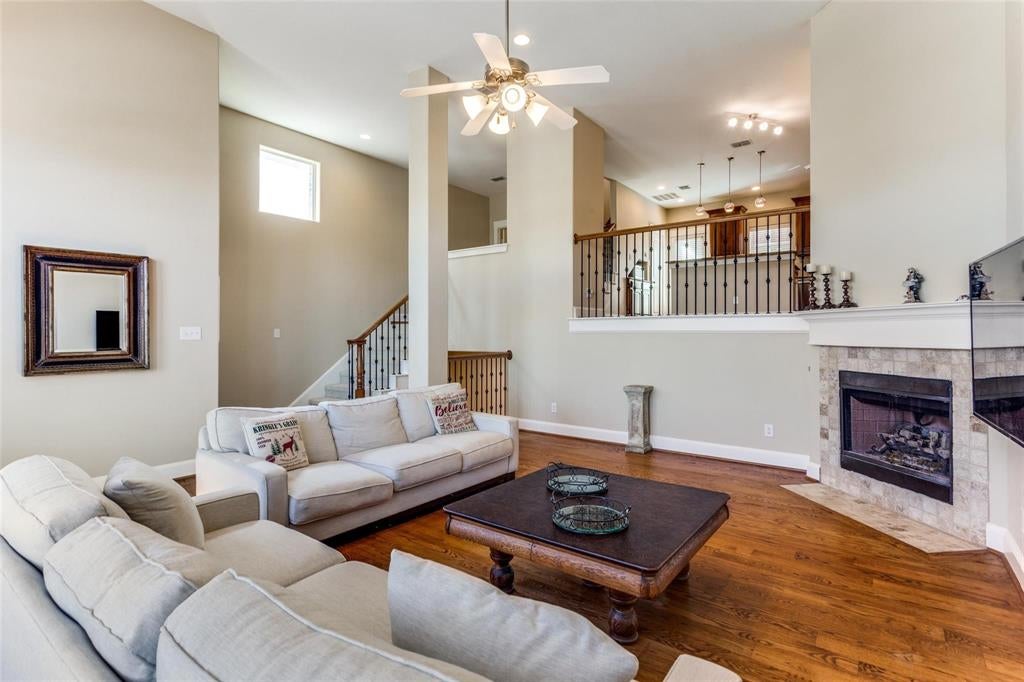 6633 Lost Star Lane