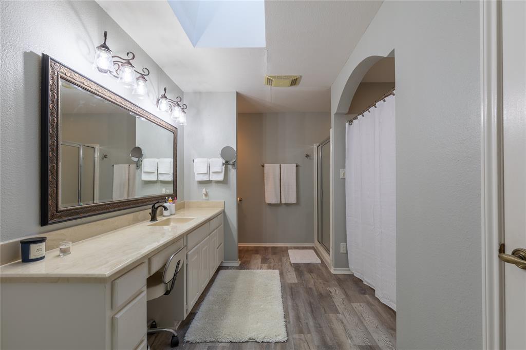 Decordova Bend Estate - Residential