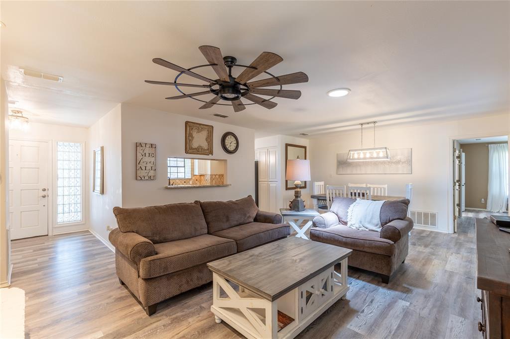 Decordova Bend Estate - Residential