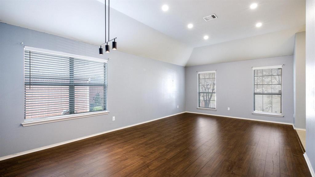 Summit View Lake Ph Two - Residential Lease