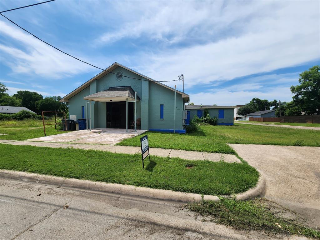 1850 Bayside Street