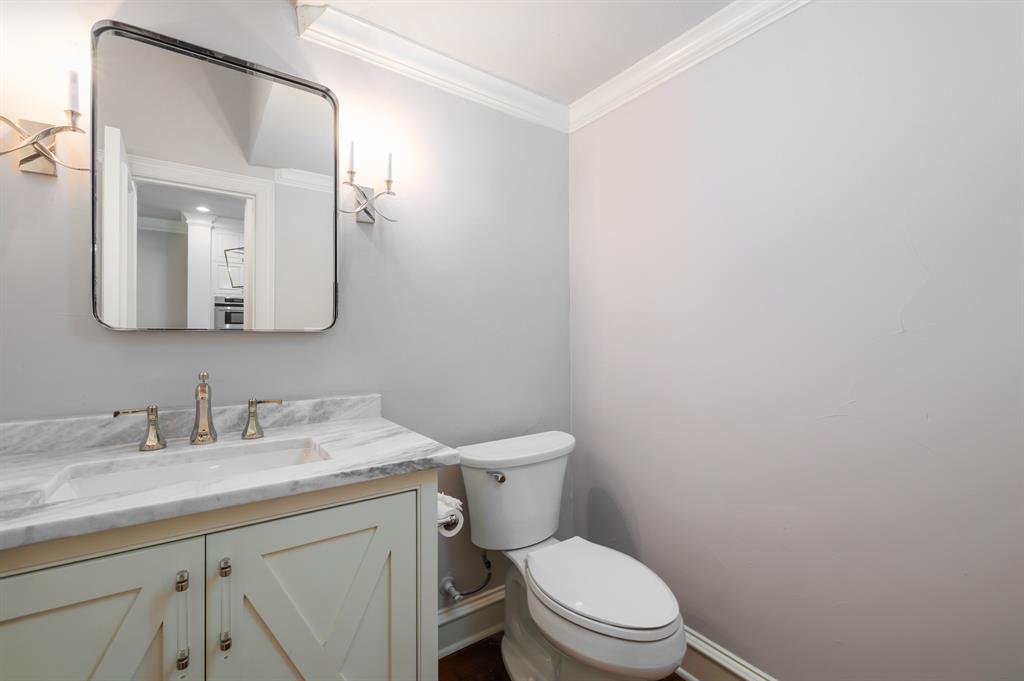 Southlake Town Square Brownsto - Residential