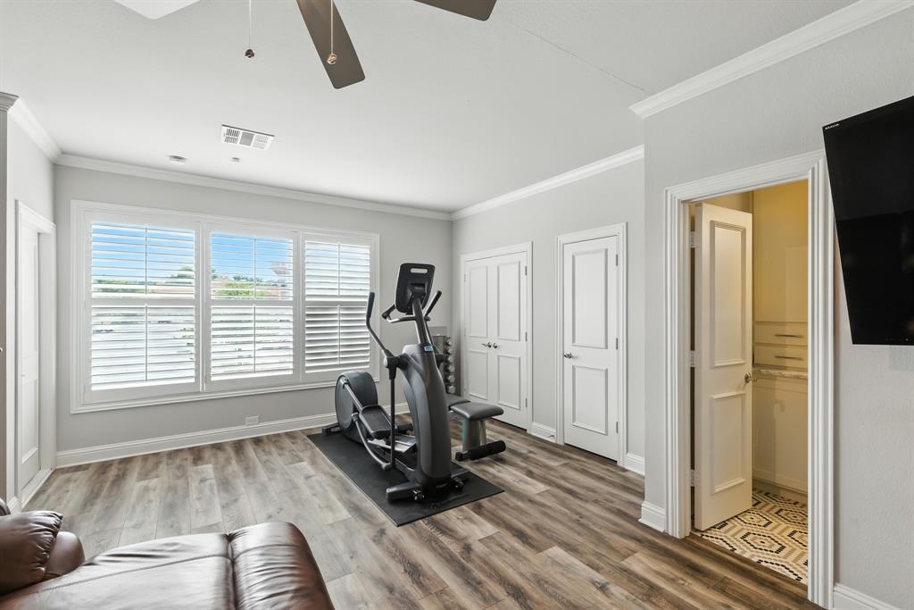 Southlake Town Square Brownsto - Residential