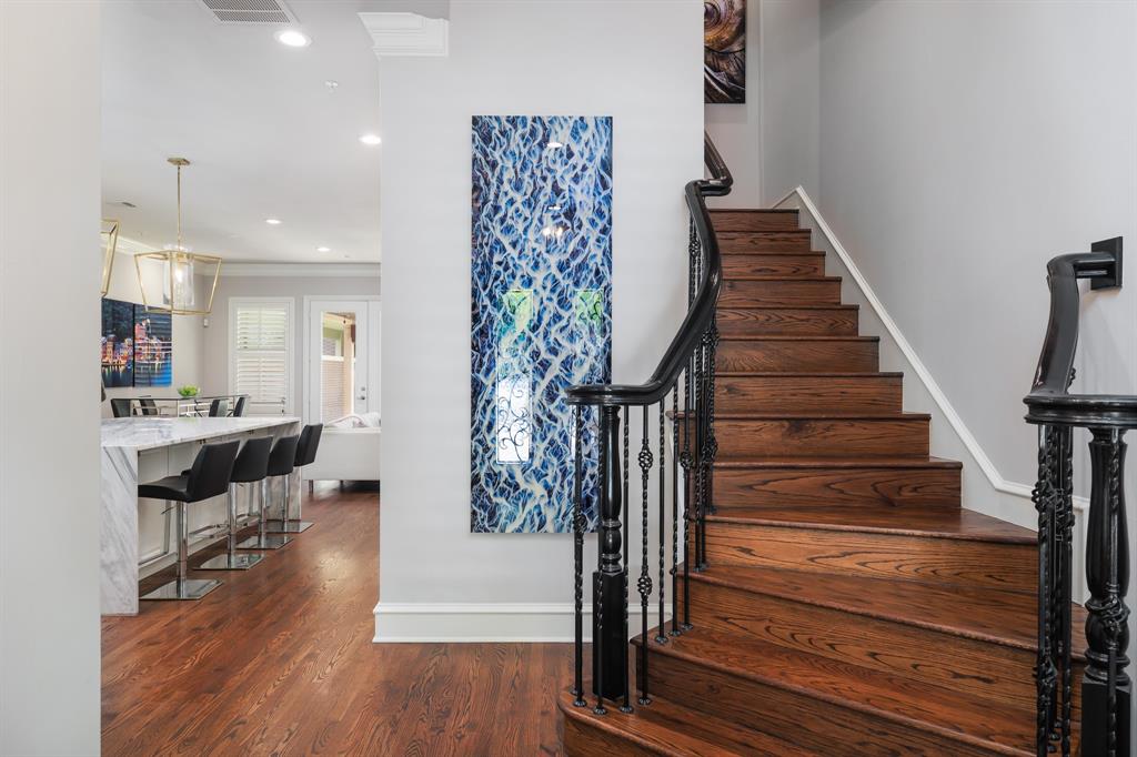 1577 Main Street