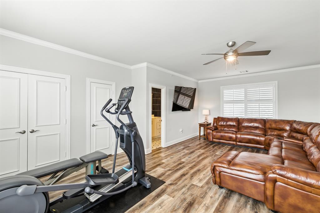 Southlake Town Square Brownsto - Residential