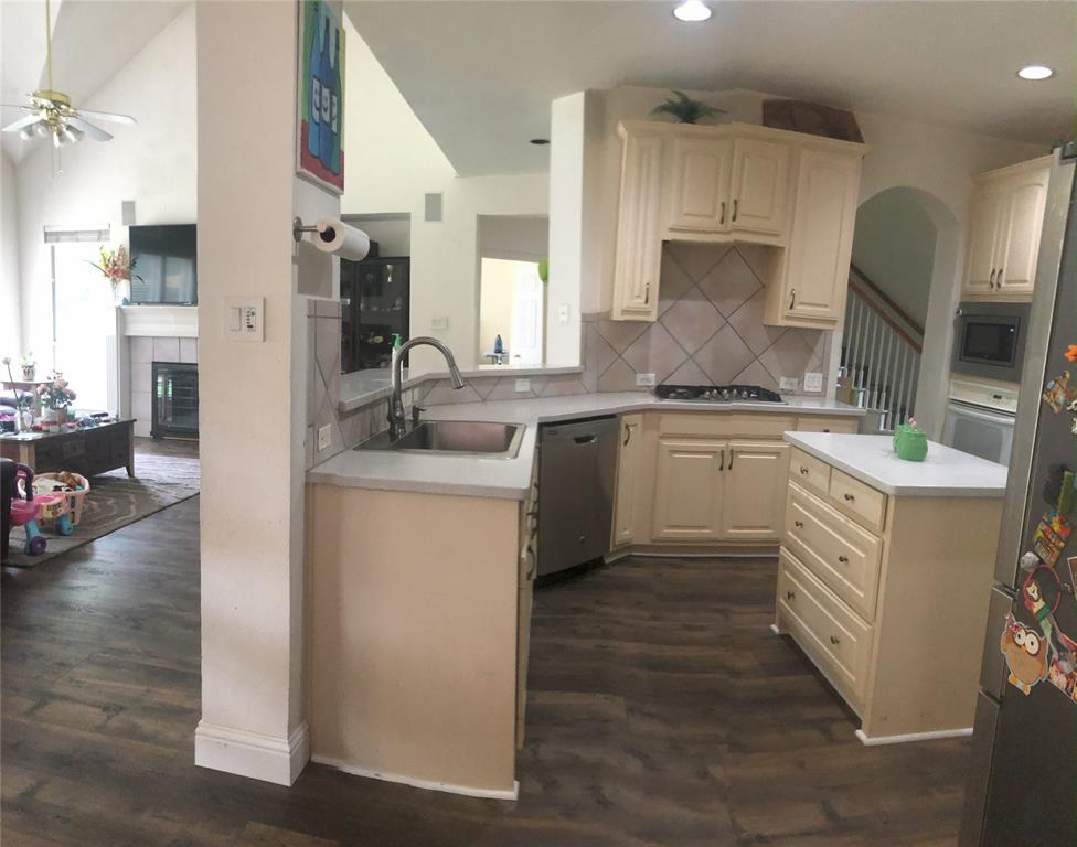 Lexington Downs At Bridlewood - Residential Lease