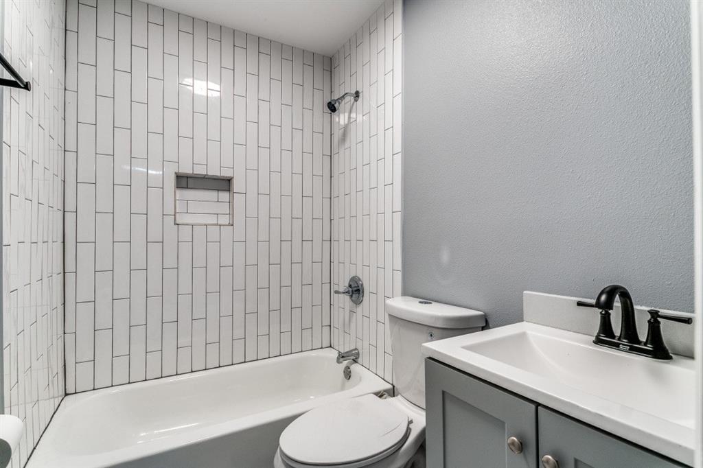 Eason Ellen L - Residential