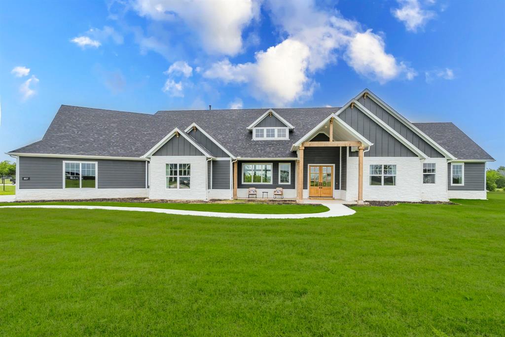 807 Republic Row