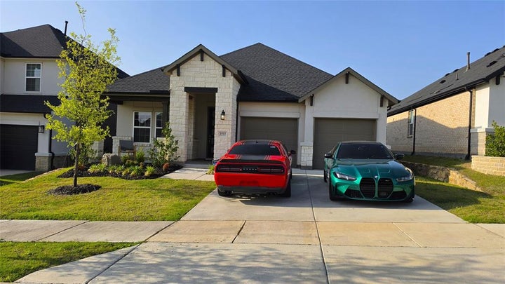 Photo 1 of 40 — 1513 Larson Lane, Denton, TX 76210