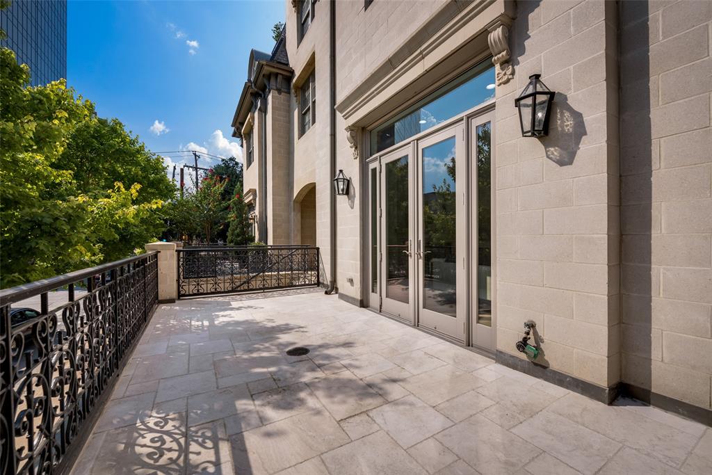 Brownstones Add 02 - Residential