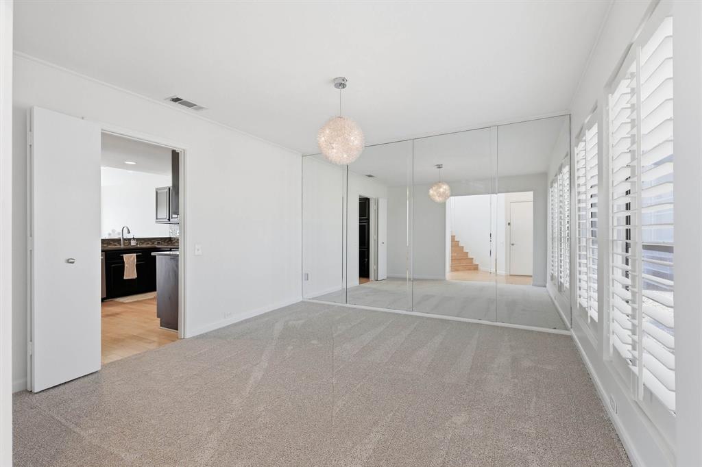 3718 Wooded Creek Drive