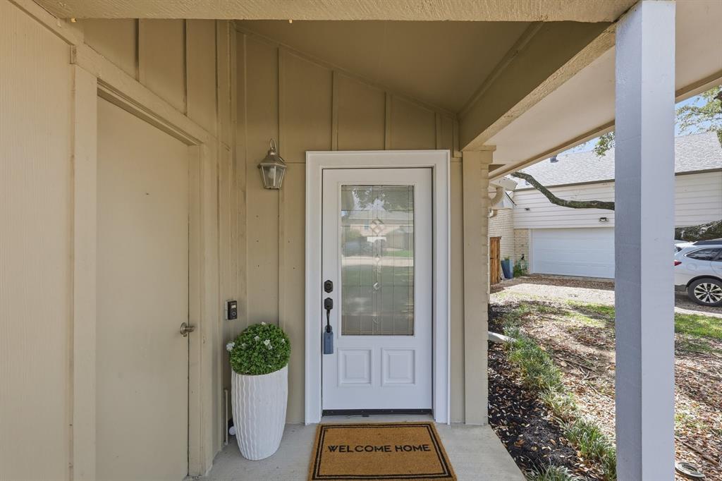 3718 Wooded Creek Drive