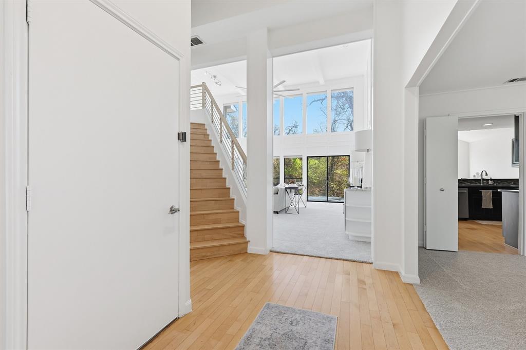 3718 Wooded Creek Drive