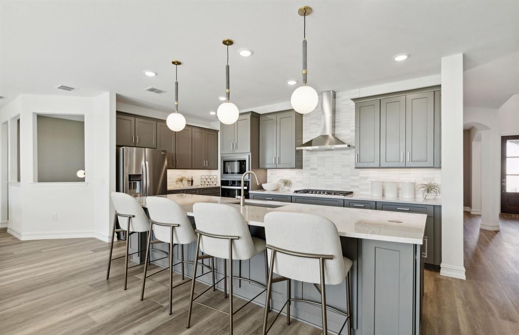 4352 Noble Lane