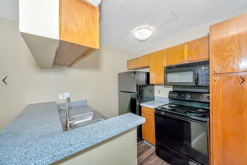 Creekside Village - Residential Lease