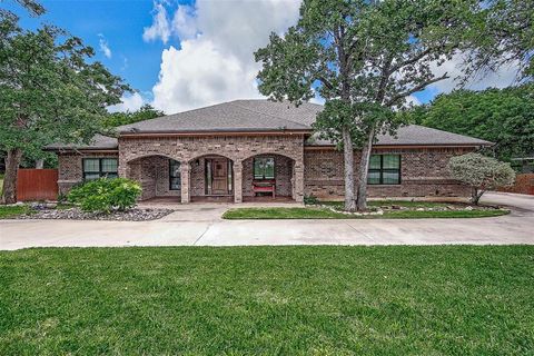 3307 Shawnee Trail Lake Worth TX 76135