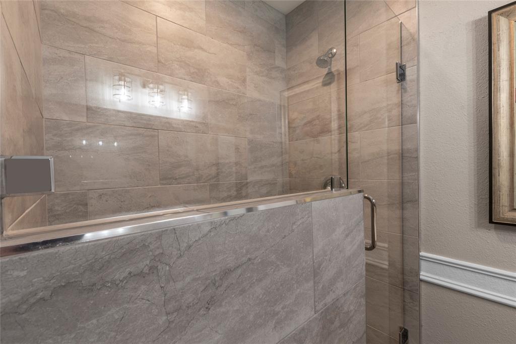 Hickory Creek Estate - Residential