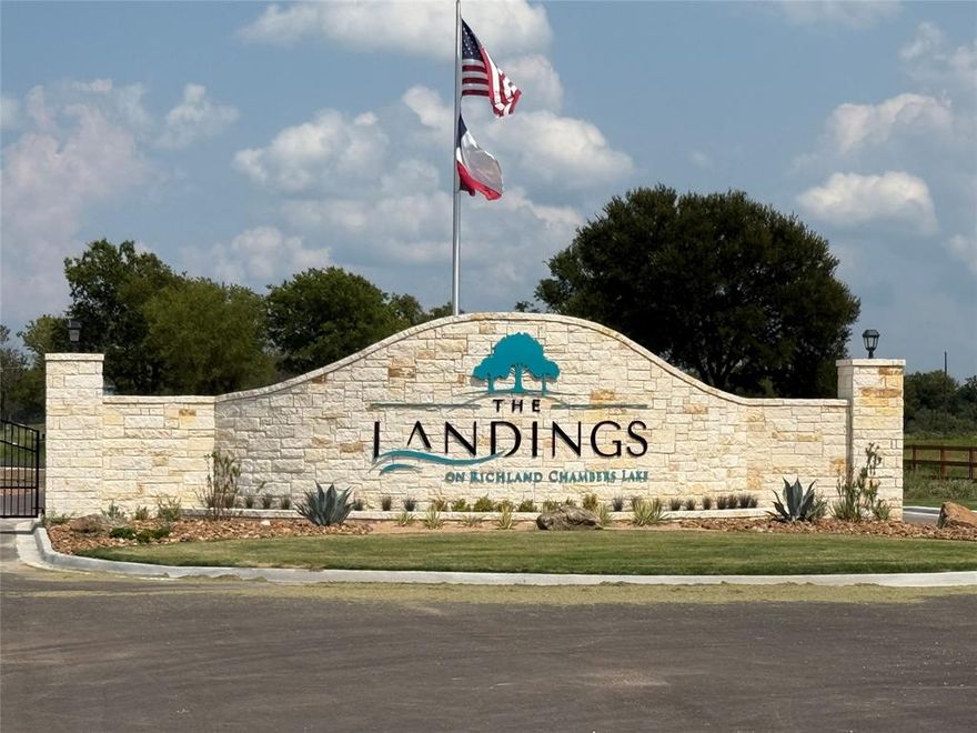 Wonderful off water lot on one of Richland Chambers Lake's newest subdivisions, The Landings. Amenities included are clubhouse, workout facility, pickleball court, pool, gathering room with kitchenette and TV AND private boat launch. This would be a great location to relax with a lake lifestyle and close to other city amenities.