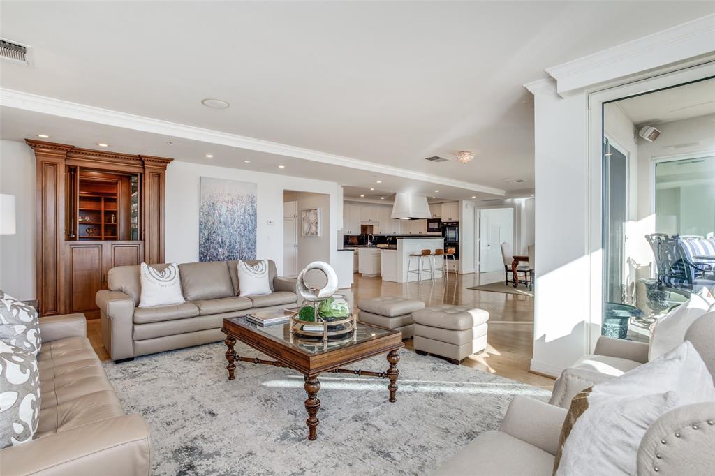 Mayfair Turtle Creek Condos - Residential